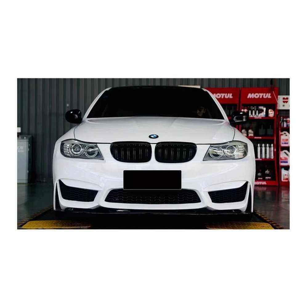 Обвес для BMW 3 серии E90 2009–2012 (рестайл) в стиле M4: бампера, юбки